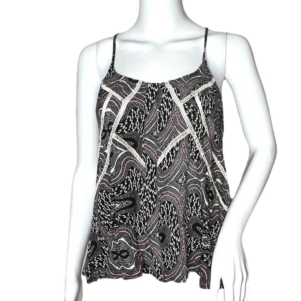 Chelsea28 Shirt Womens XS Black White Paisley Racerback Blouse Cami Neutral Boho